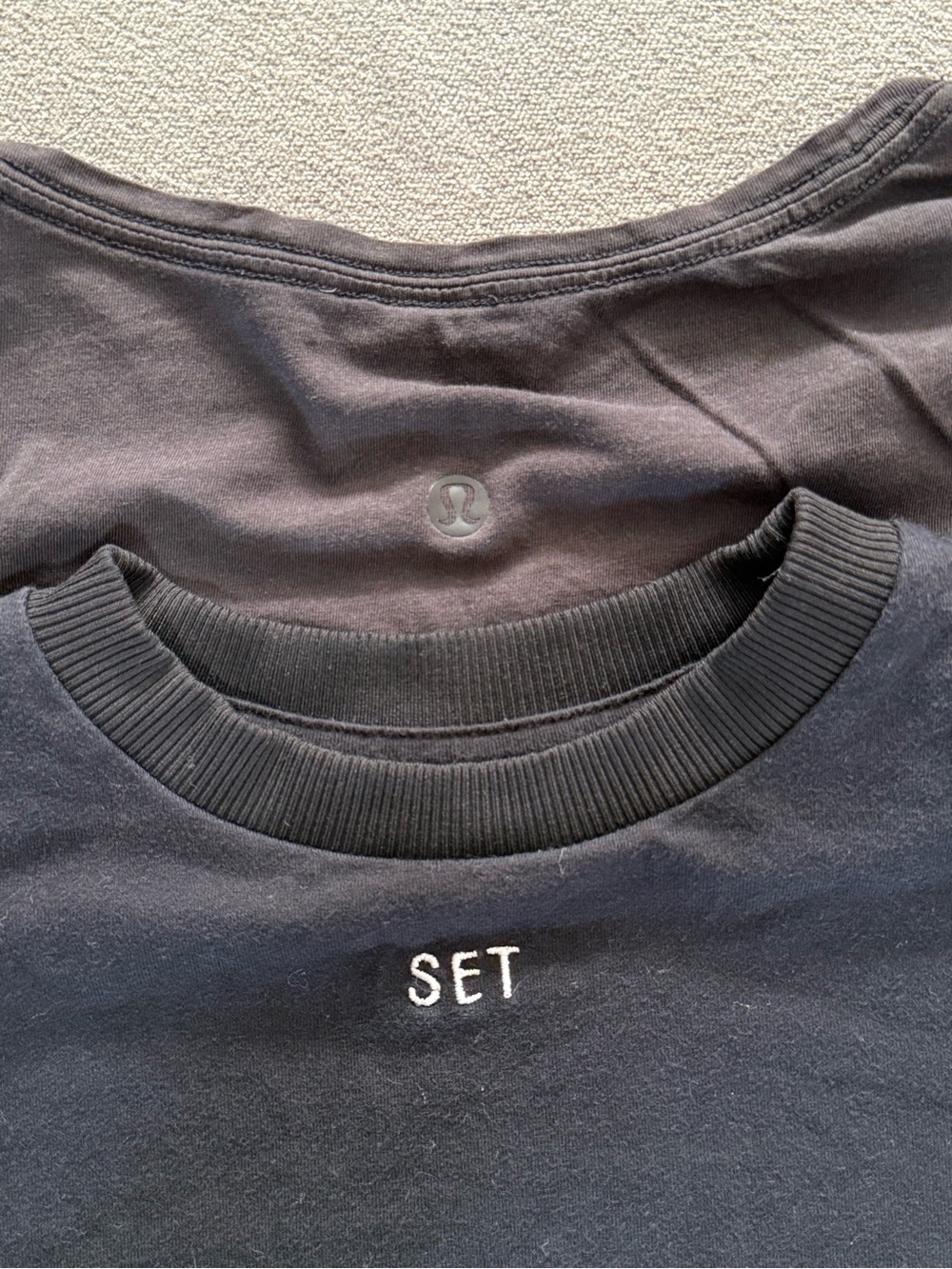 Lululemon & SET Black T-Shirt Bundle Crop Top